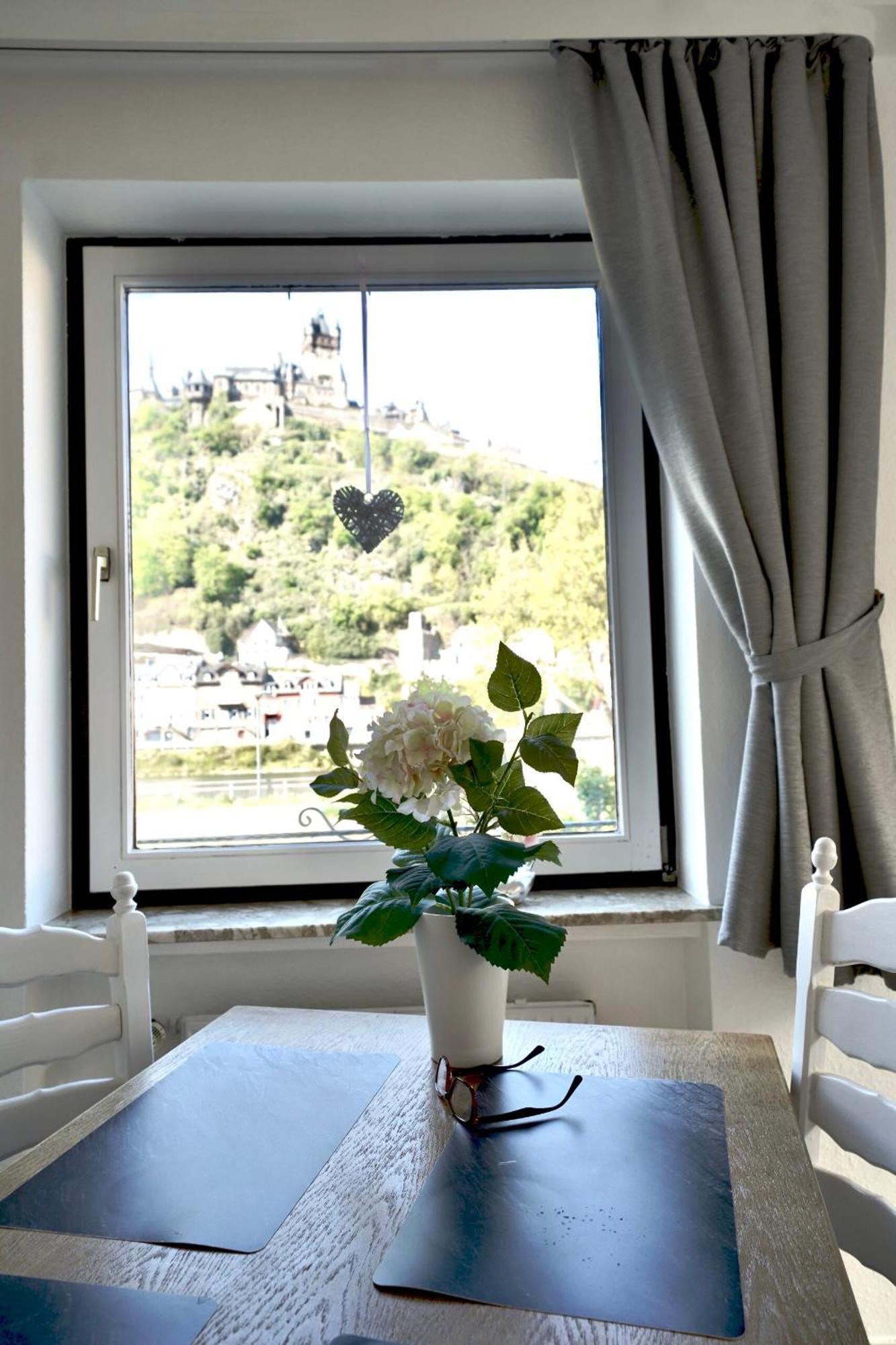 Apartments Haus Daniela Cochem Cameră foto