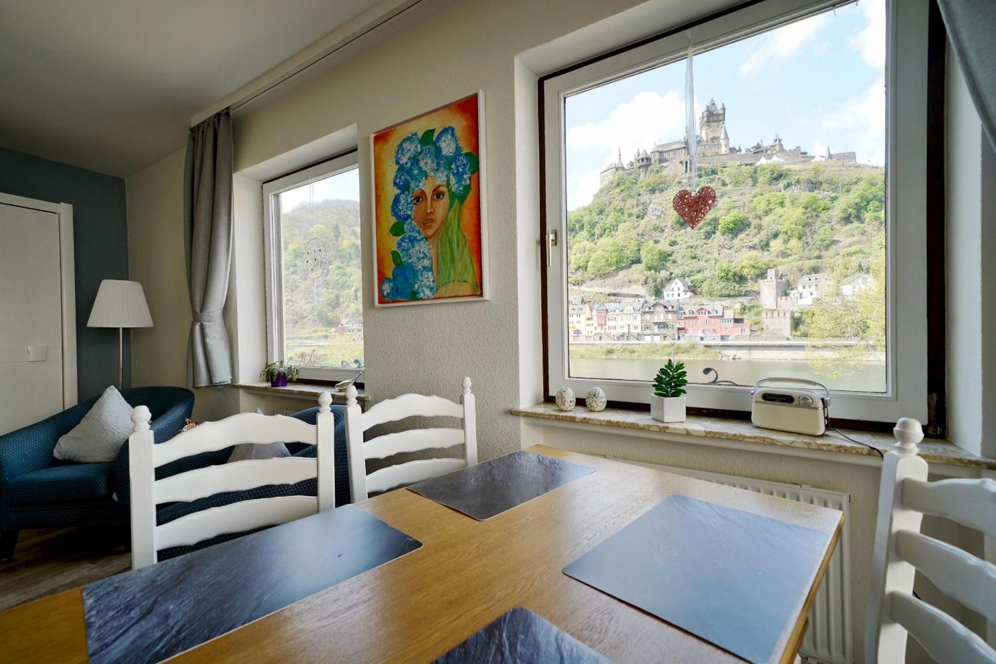 Apartments Haus Daniela Cochem Cameră foto